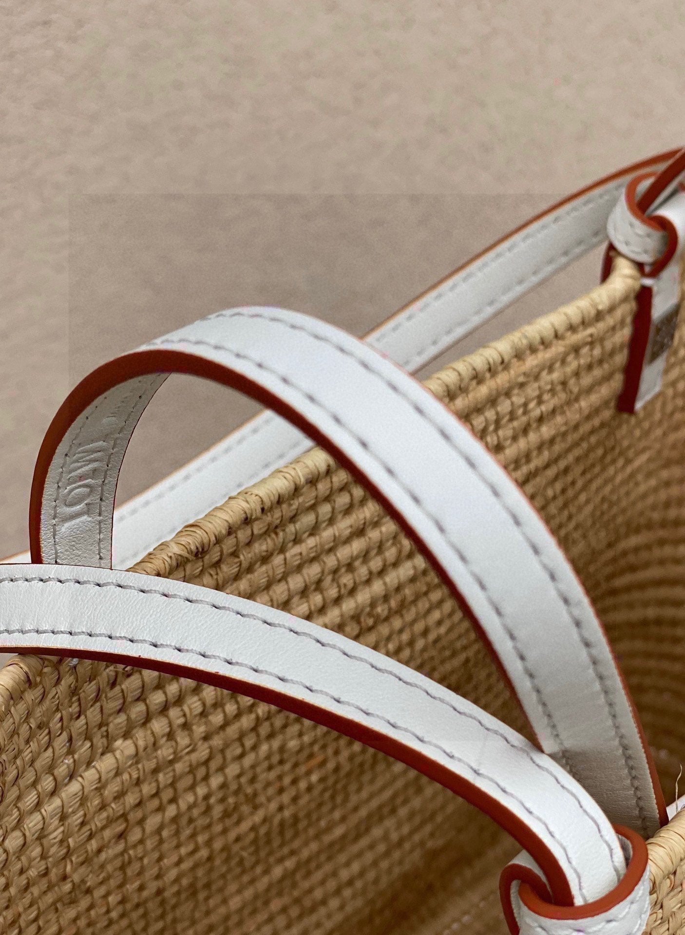 Loewe Small Square Basket Bag In Raffia And Calfskin NaturalWhite