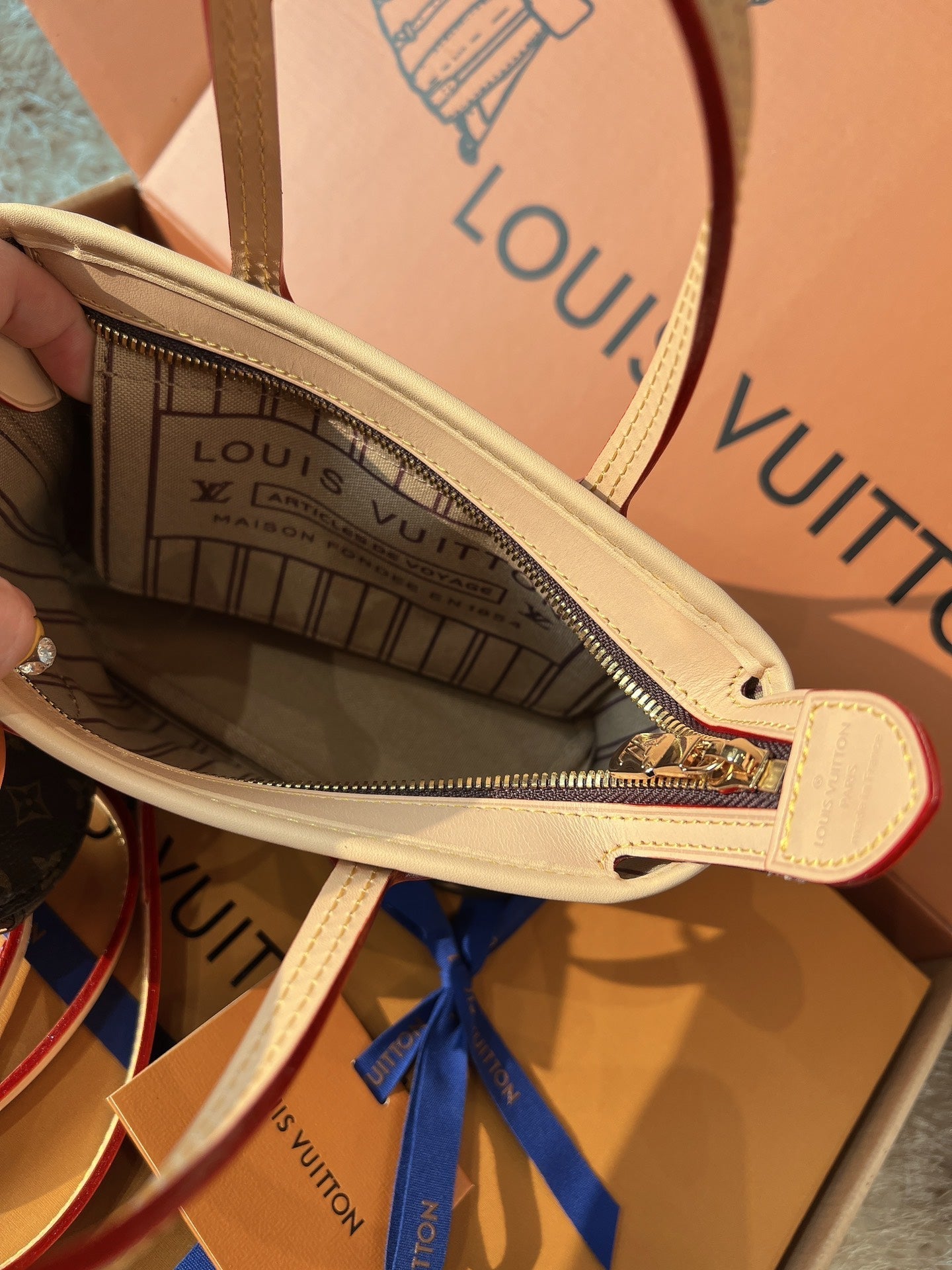 Serenityll™ 181912 Luxury Bags(24*14*9)cm