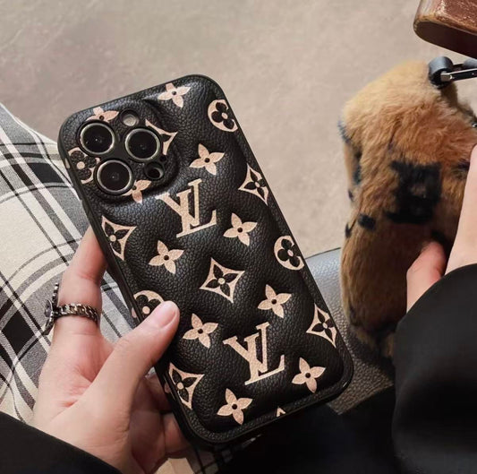 MONOGRAM IPHONE CASE -BLACK