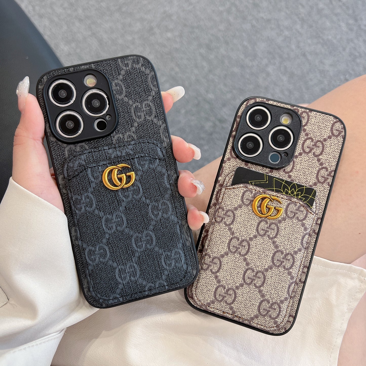 Classic GG iPhone Case With Card Holder Black -KBK240425